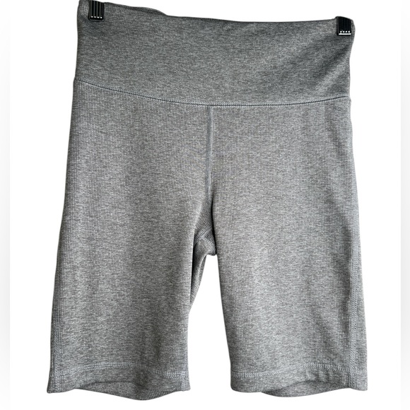 GAP Pants - GAP Women’s Heather Gray Bike Shorts – Rib Knit with Waistband Pocket